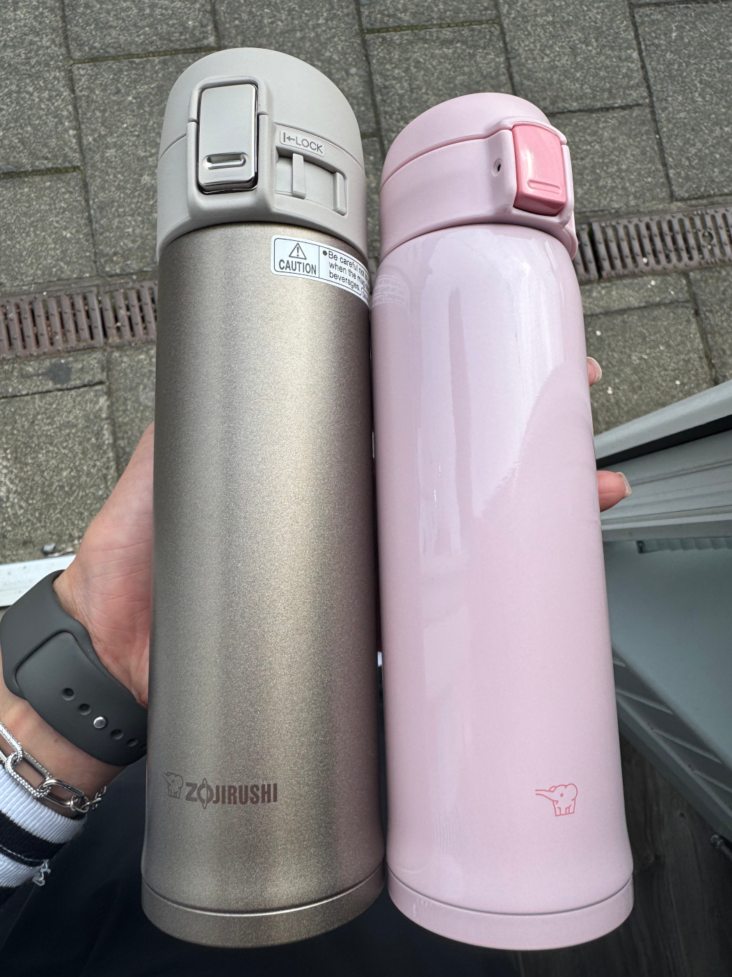 Zojirushi Mug SM-KHE Gold outside